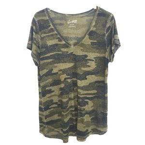 Lucky Brand Tops - Lucky Brand Camo V-Neck T-Shirt XL Lucky Brand Tops - Lucky Brand Camo V-Neck T-Shirt XL